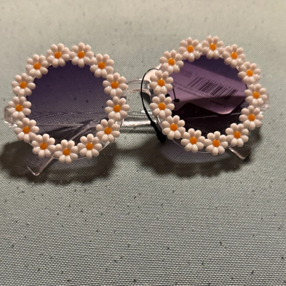 Source Unknown Purple Daisy Kids Sunglasses